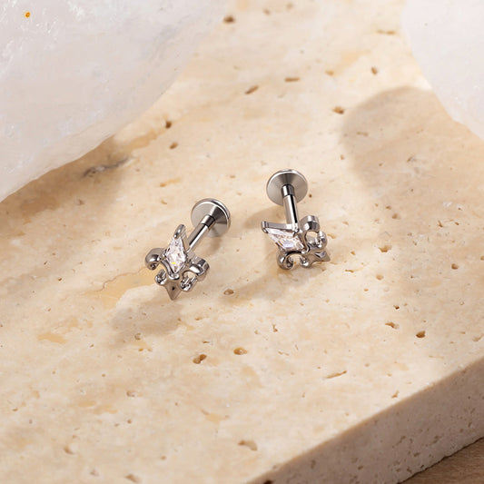 G23 Titanium 16G Internally Threaded High Polish Gothic Fleur-de-Lis Cross Silver Flat Back Stud