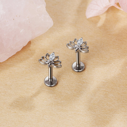 G23 Titanium 16G Internally Threaded High Polish CZ Maple Leaf Silver Flat Back Stud