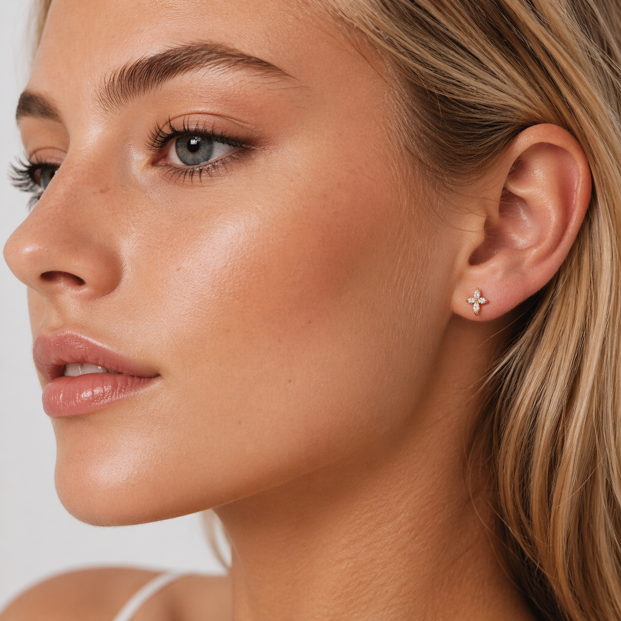 G23 Titanium 16G Internally Threaded Minimalist Mixed Cut CZ Flower Gold PVD Flat Back Stud